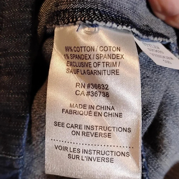 Haggar NWOT Women's Embroidered Jean Jacket in Size  12 - Picture 10 of 12